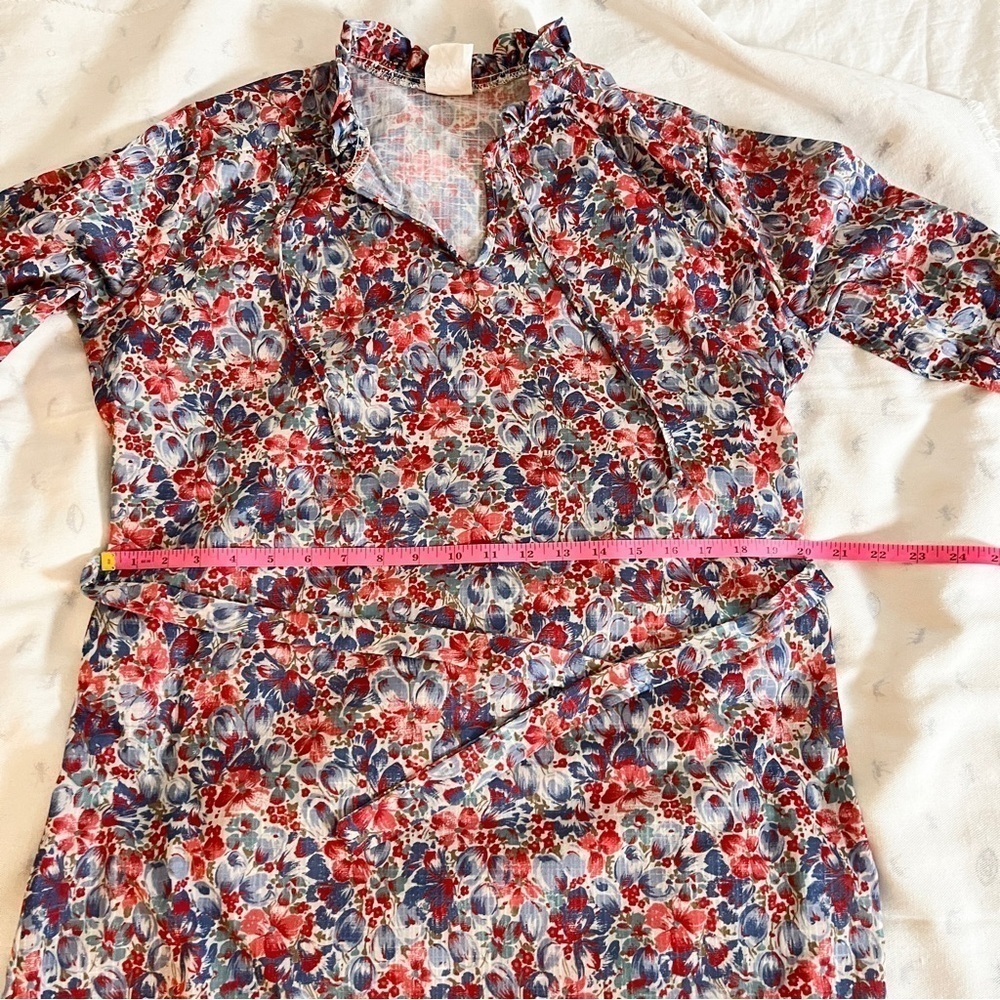 Vintage Floral Midi Dress with 3/4 Sleeves | Ruffled Collar & Waist Sash - Picture 12 of 15
